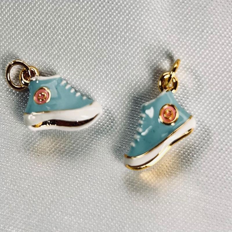 DIJE ZAPATO CONVERSE CELESTE